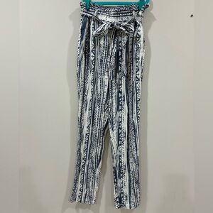 Cali 1850 Stylish Blue and White Aztec Patterned Women's Boho Linen Pants Small
